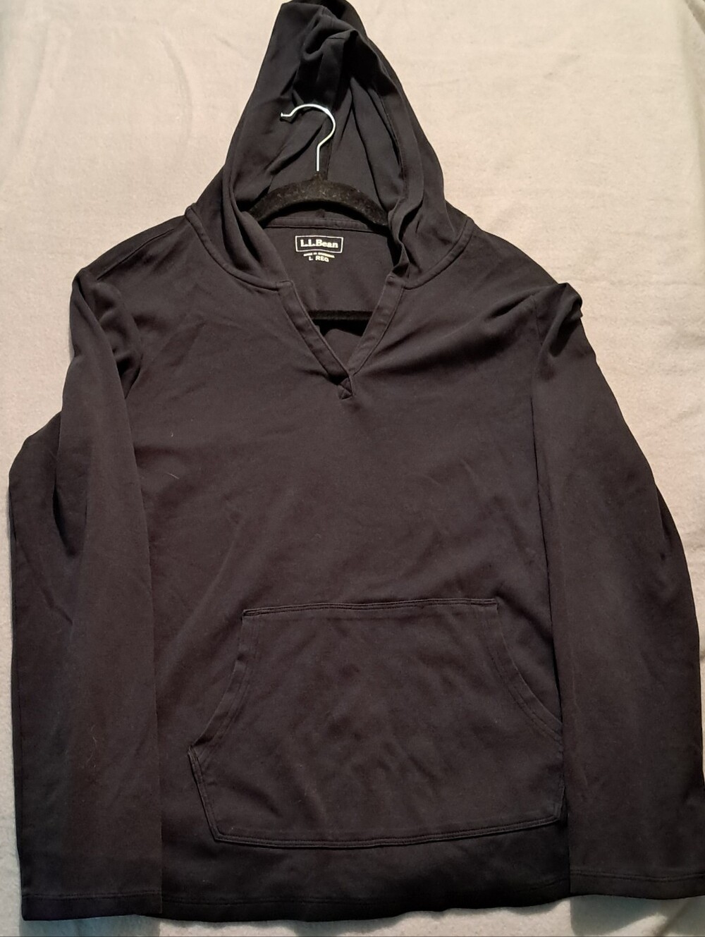 L.L. Bean Black V‑Neck Hoodie Sweater